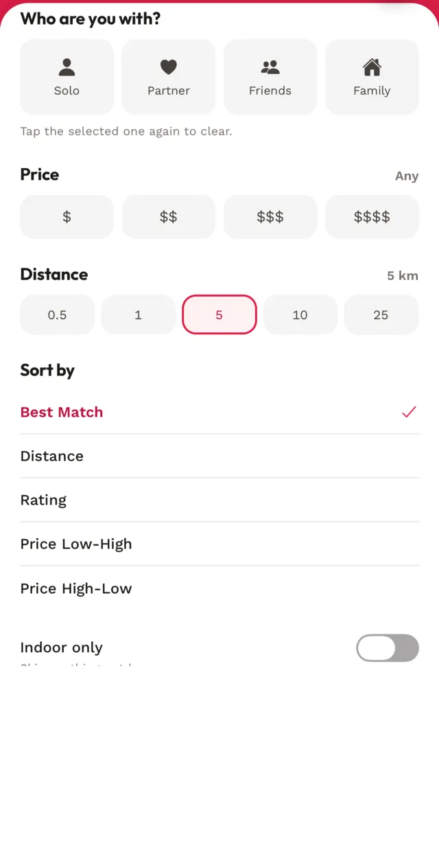 Filters sheet: who you are with, price levels, distance from 0.5 to 25 km, and sort order.
